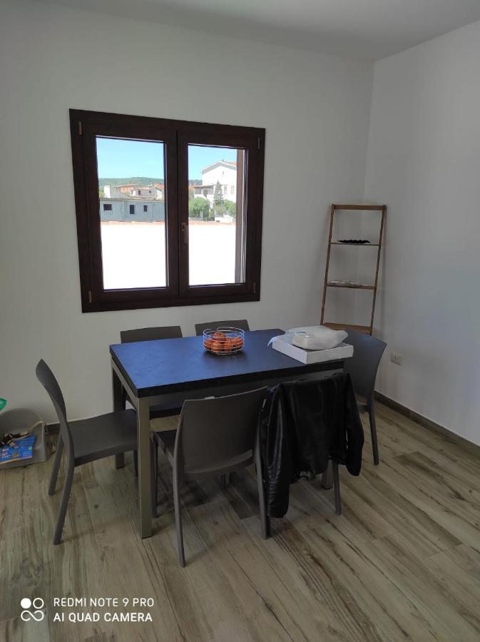 Appartement F2 Meuble Loculi Εξωτερικό φωτογραφία