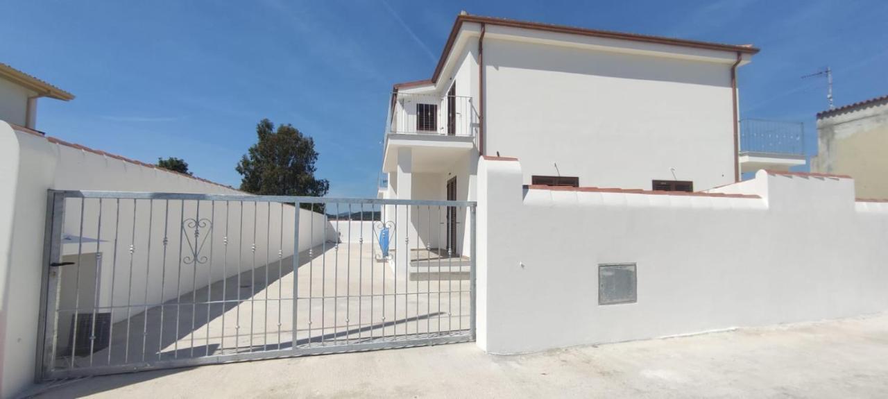 Appartement F2 Meuble Loculi Εξωτερικό φωτογραφία